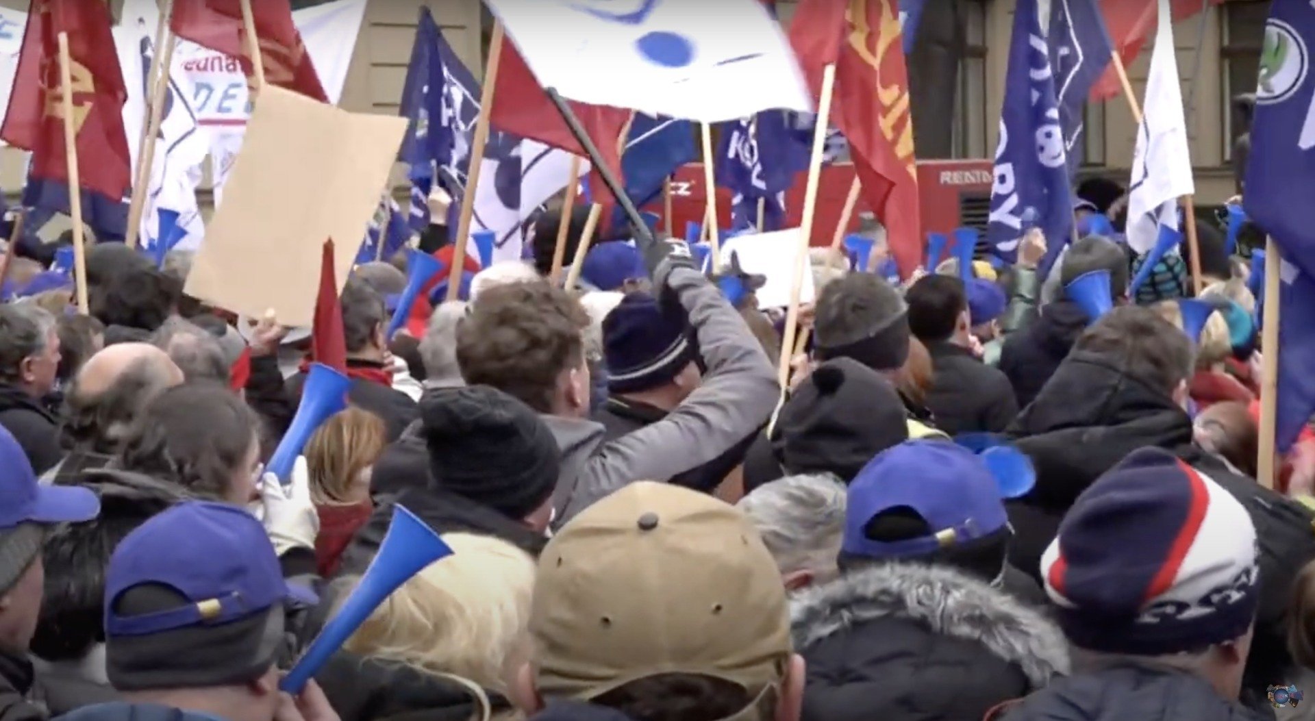 Manifestații în Cehia pentru susținerea președintelui Petr Pavel în conflictul cu guvernul populist