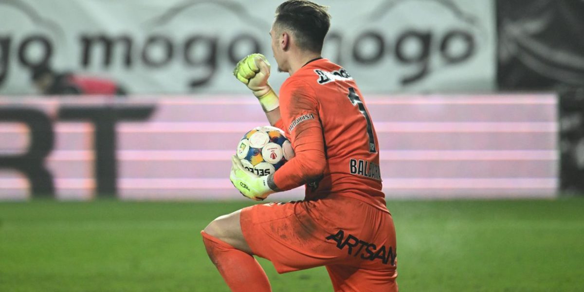 rapid-bucuresti-petrolul-ploiesti-superliga-superbet-6022026-3.jpg - PressHub24