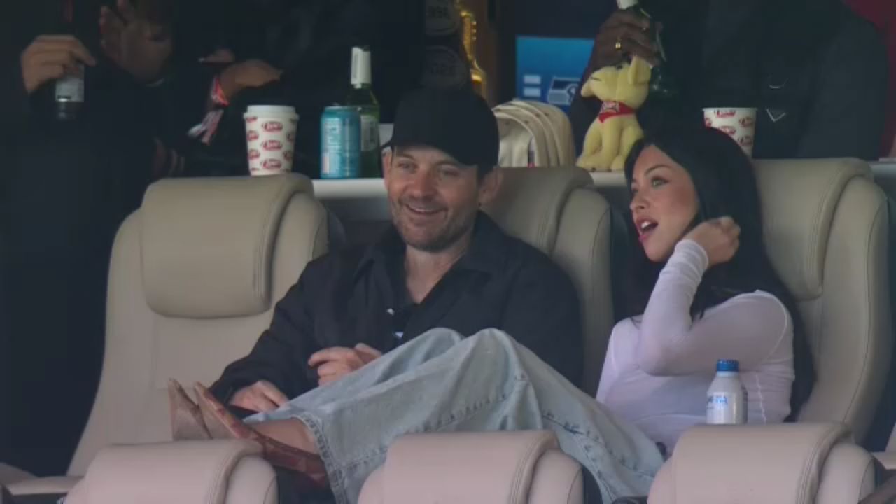 Celebrități de top prezente la Super Bowl 2026 – spectacol de neuitat!