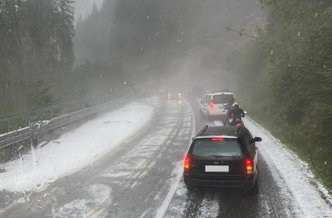 Circulația pe DN 67C – Transalpina, între Novaci și Rânca, a fost reluată