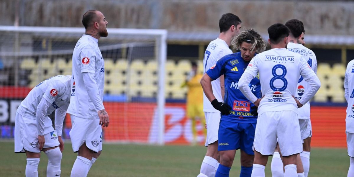 unirea-slobozia-farul-constanta-superliga-superbet-7022026.jpg - PressHub24