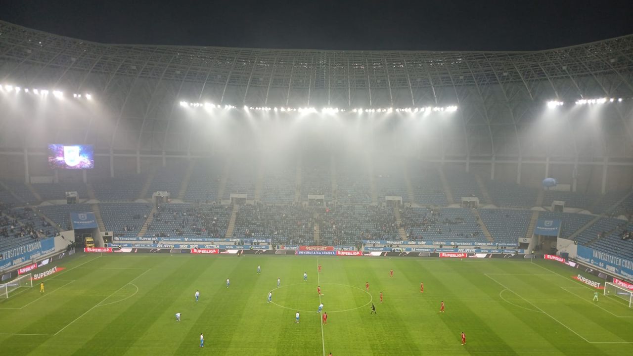 Universitatea Craiova și Oțelul Galați, meci fără goluri, acum în desfășurare.
