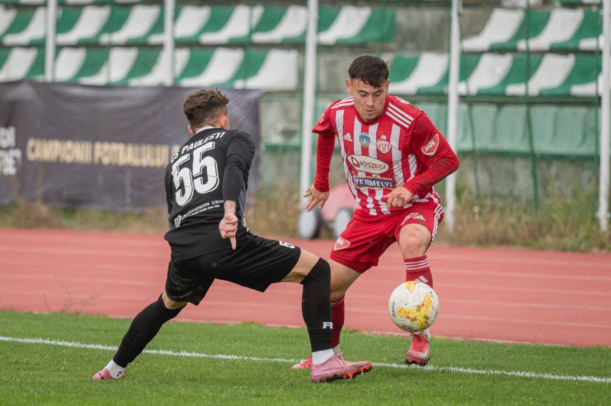 „Mi s-a cerut să-i lăsăm să ne bată”