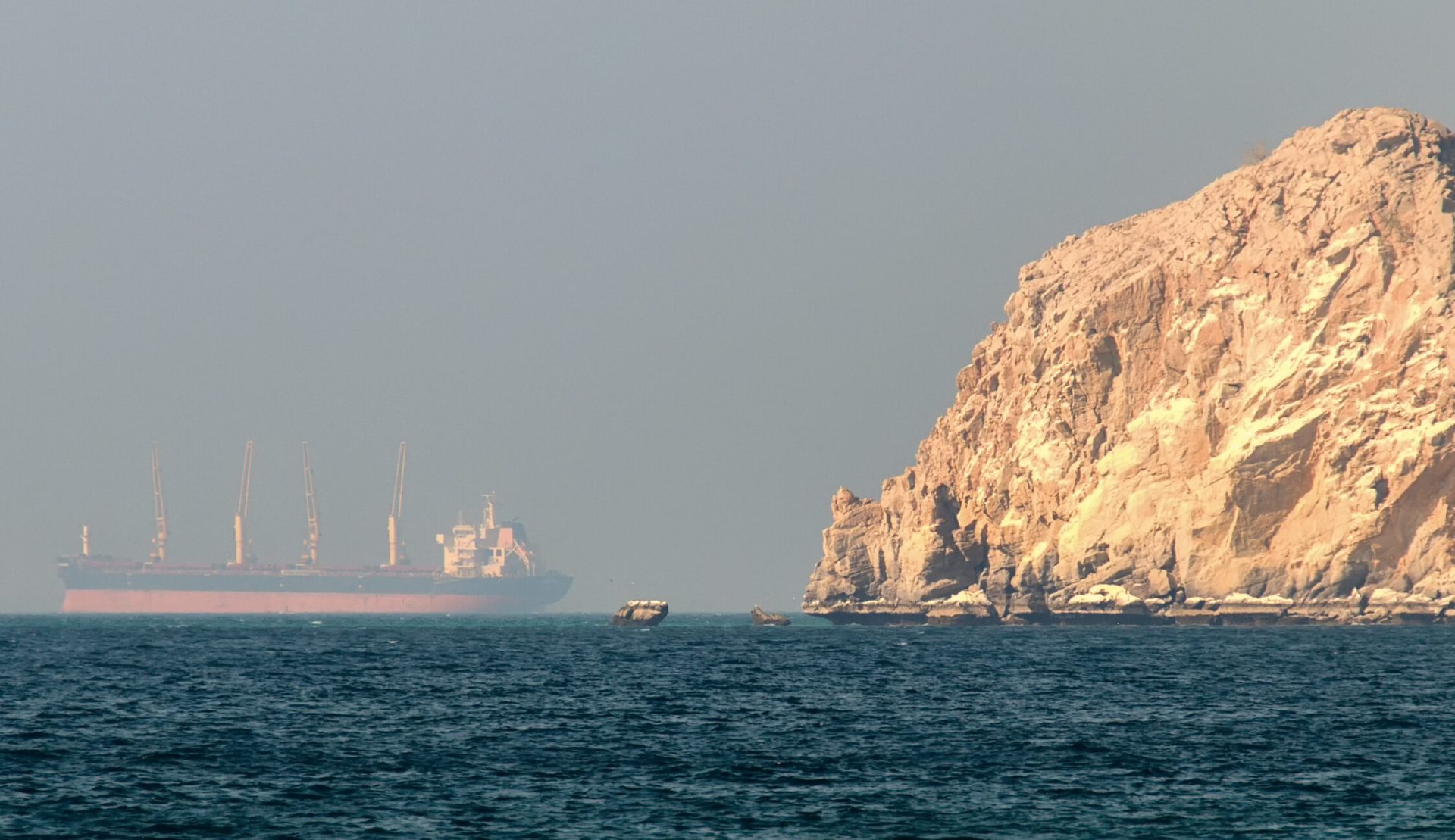 Experți militari britanici și americani, planuri pentru strâmtoarea Ormuz