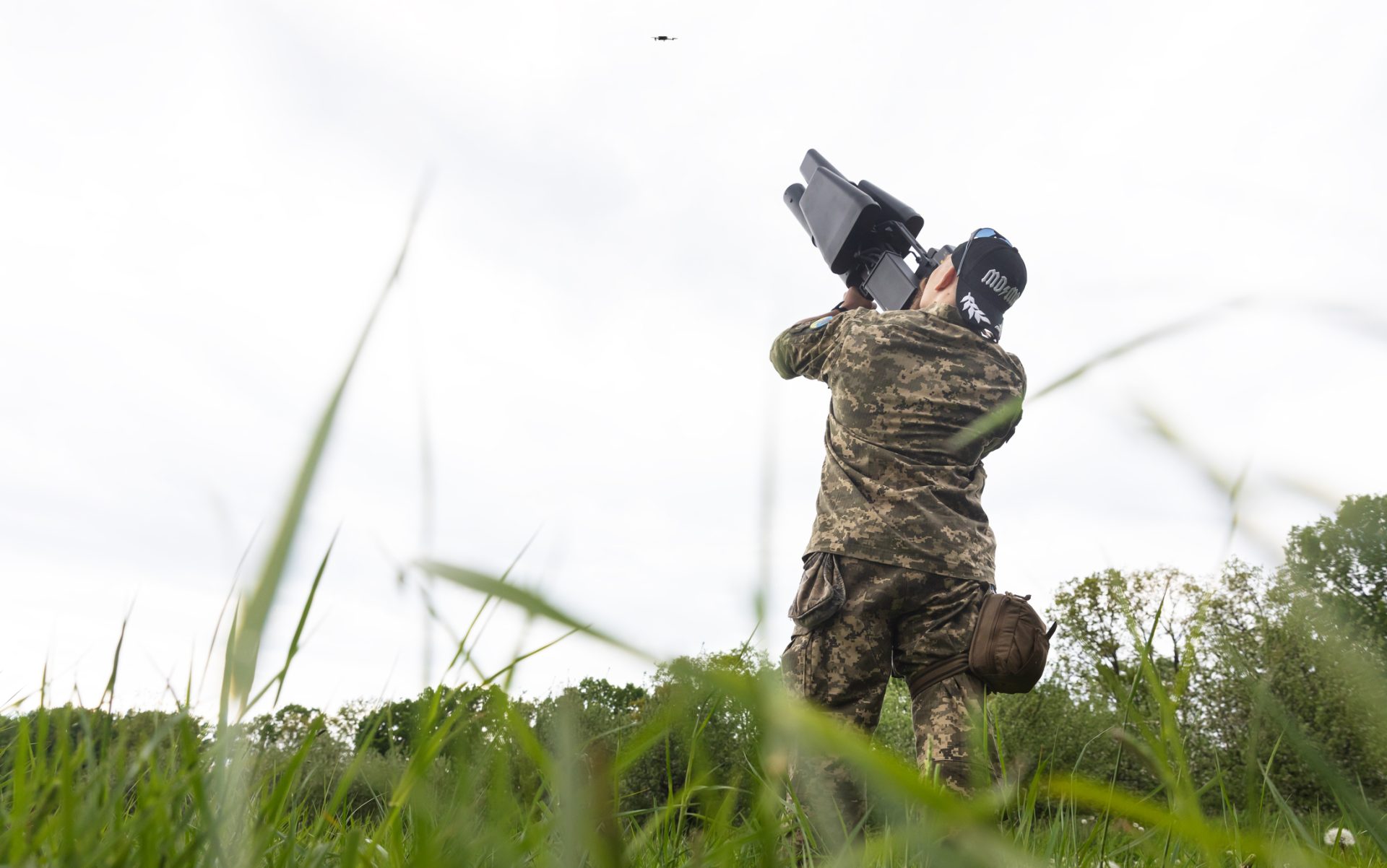 Nu toate zborurile de drone declanșează intervenția aviației militare