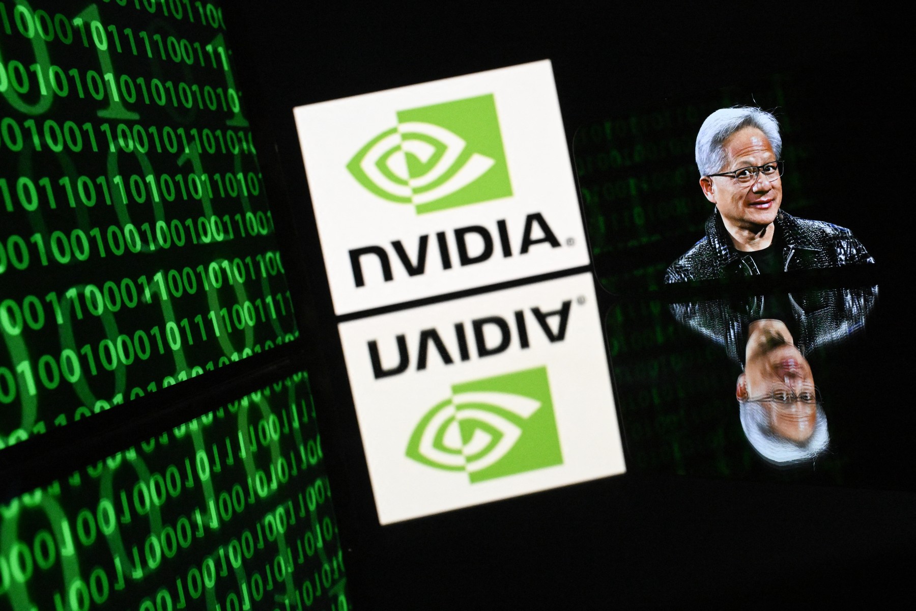Huang (nvidia) crede că a atins inteligența artificială generală, dar nuanțează