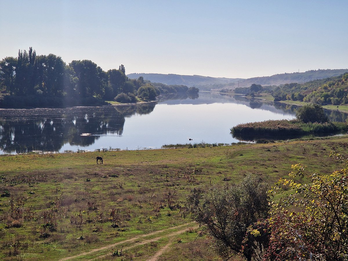 Moldova: Alertă după poluarea Nistrului cu petrol în urma unui atac rusesc din Ucraina