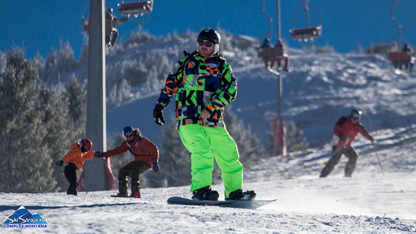 Straja: Toate pârtiile de schi deschise, zăpadă de jumătate de metru