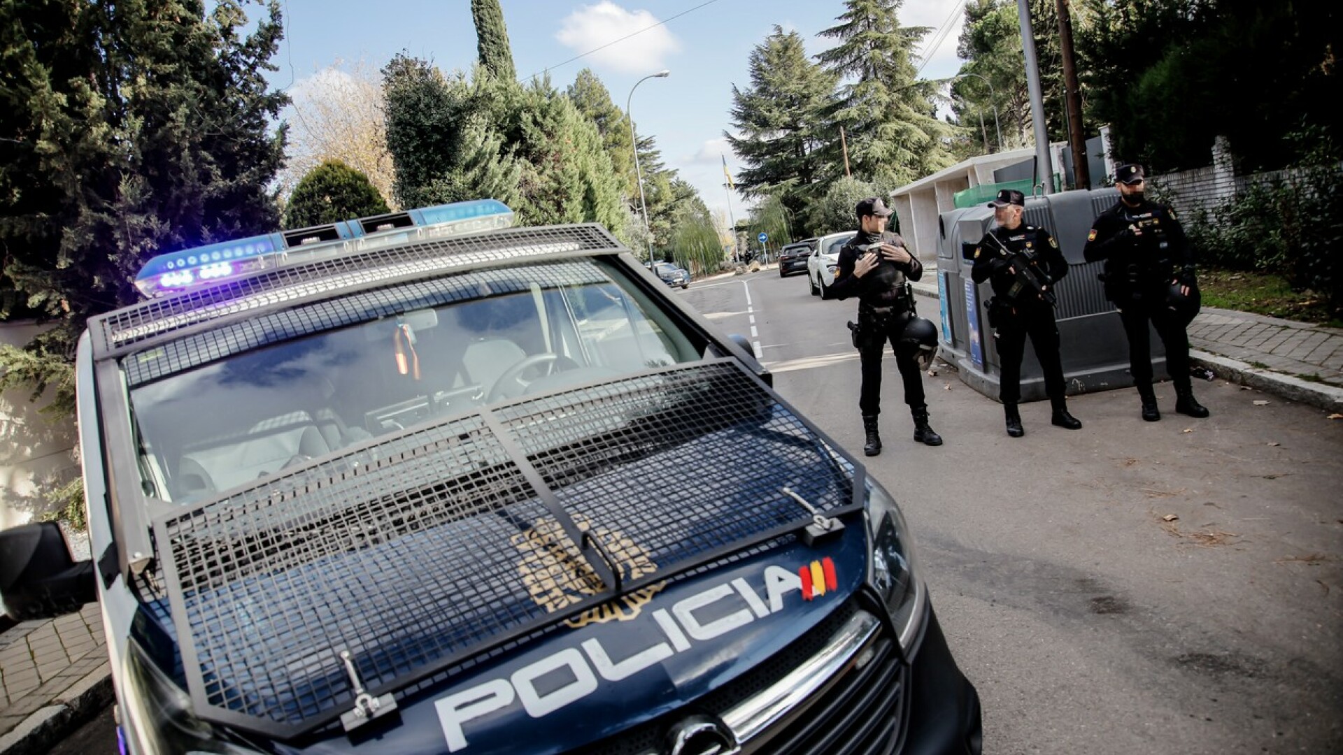 Spania: Trei arestați pentru sprijinirea unui rus sancționat de ue