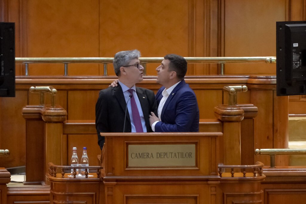 Virgil Popescu, atac la George Simion: Poziție „moscovită” după votul privind echipamentele americane