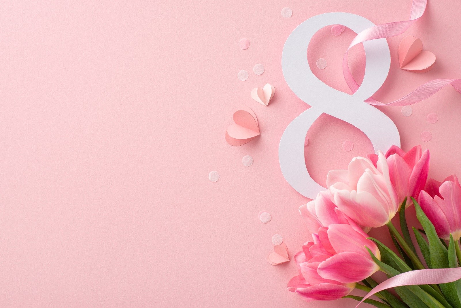 Mesaje 8 martie 2026: Urări şi felicitări pentru femeile speciale