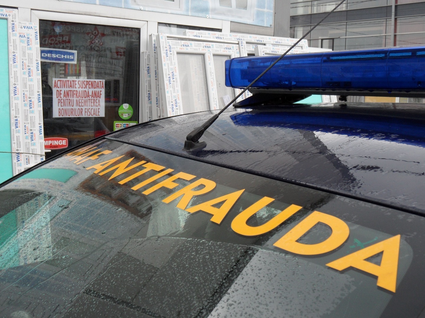 Evaziune fiscală și fraude cu tva: Prejudiciu de peste 30 de milioane de lei
