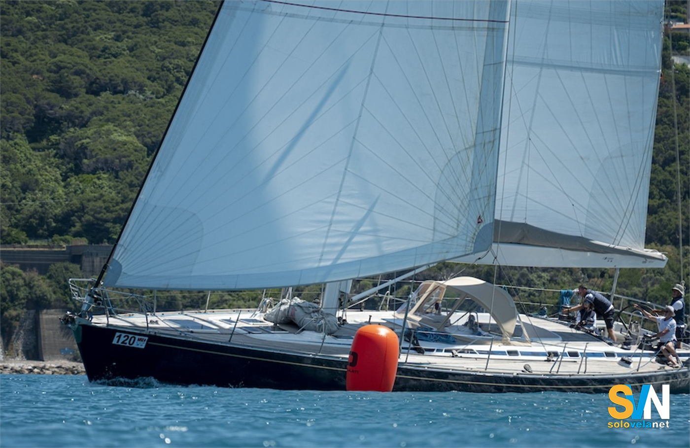 il tribunale condanna l’armatore di una barca a vela a pagare 36mila euro