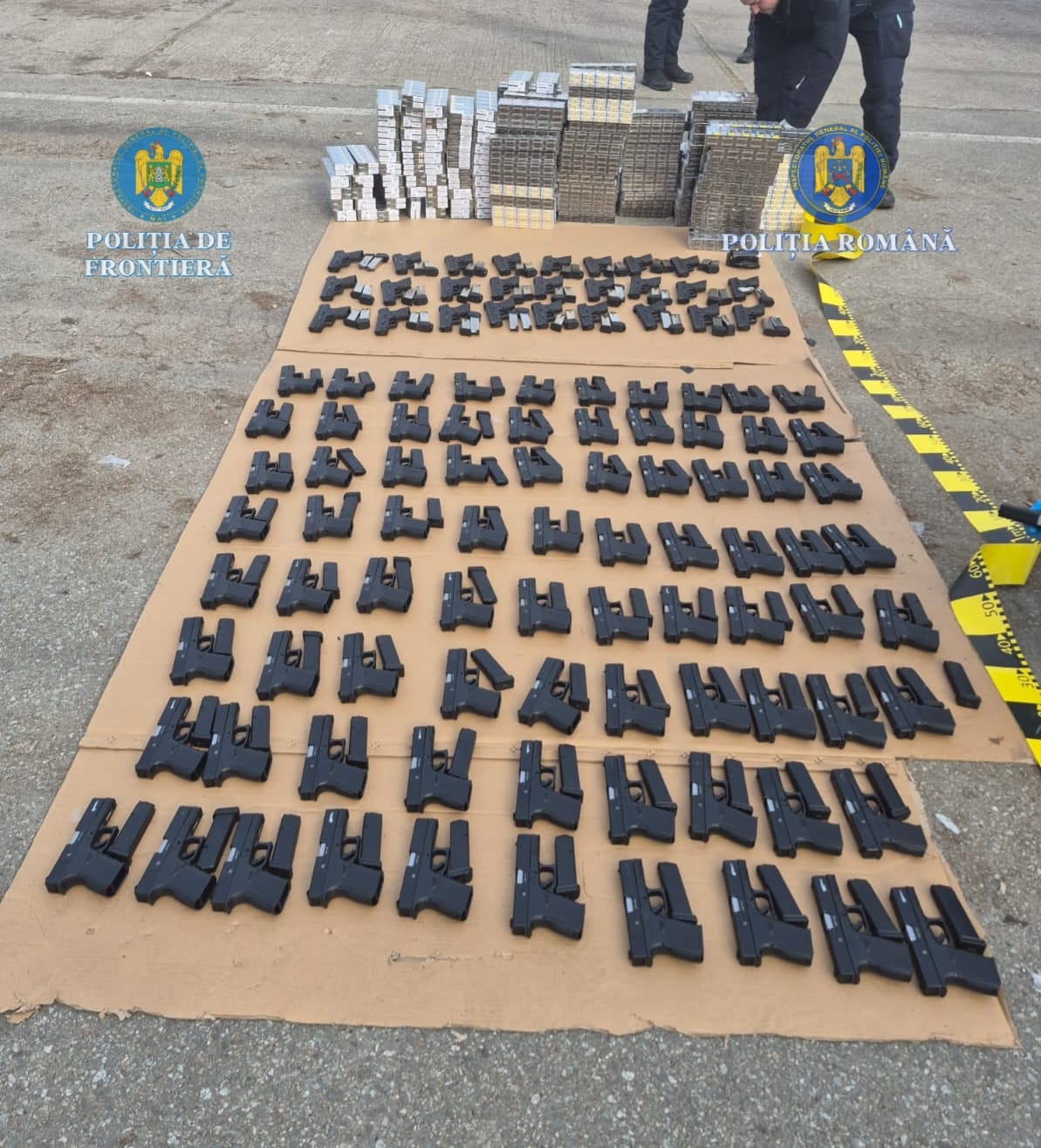 Turc reținut la Calafat: Ar fi încercat să introducă arme și țigări în țară