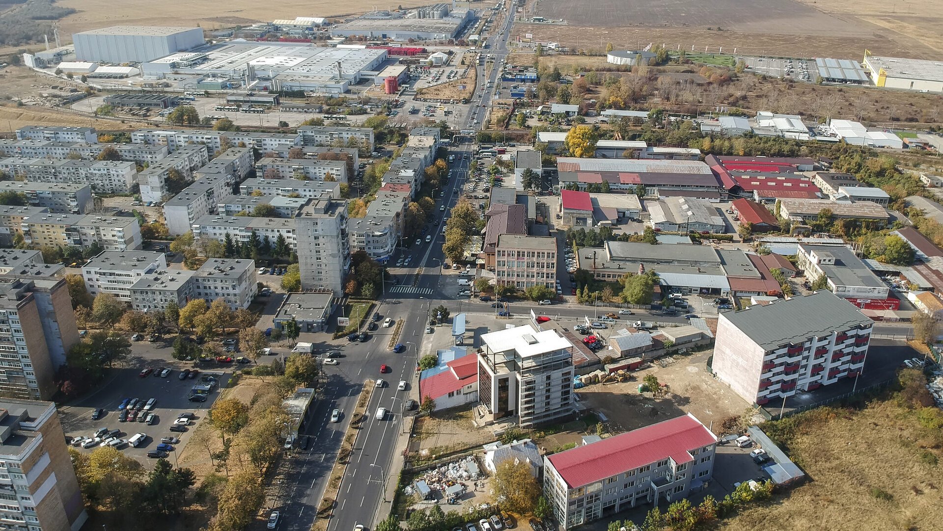 Se reduce impozitul pentru clădirile vechi. Proprietarii, sfătuiți cum recuperează banii