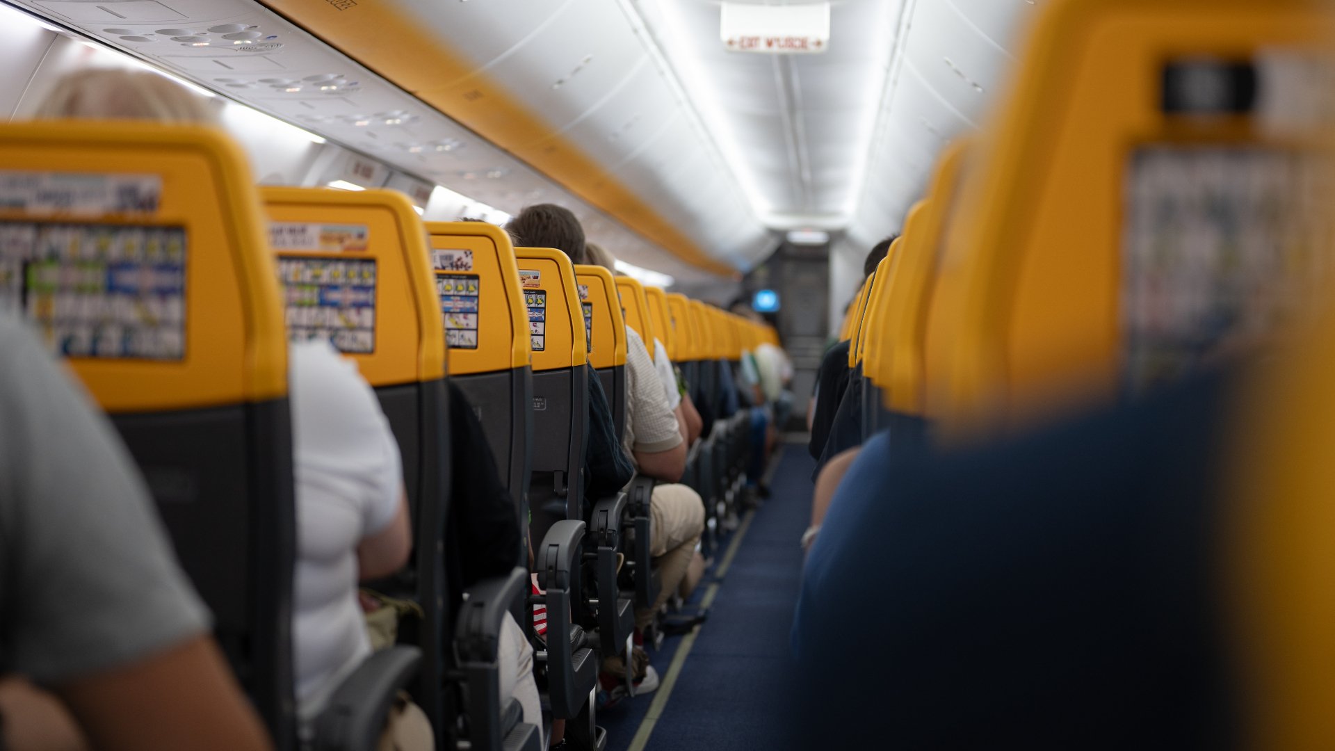 Primul zbor de repatriere a românilor din orientul mijlociu, azi, pe banii statului