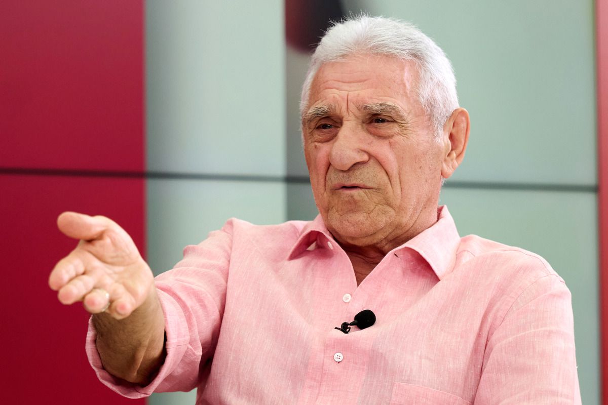 Lui Giovanni Becali nu i-a venit să creadă când a văzut alegerea lui Mircea Lucescu: „Am fost foarte șocat”