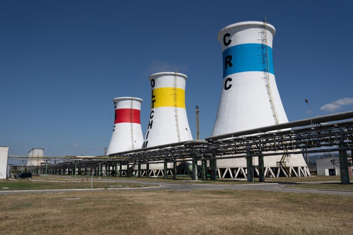 Chimcomplex Borzești oprește secții și dă afară mii de angajați