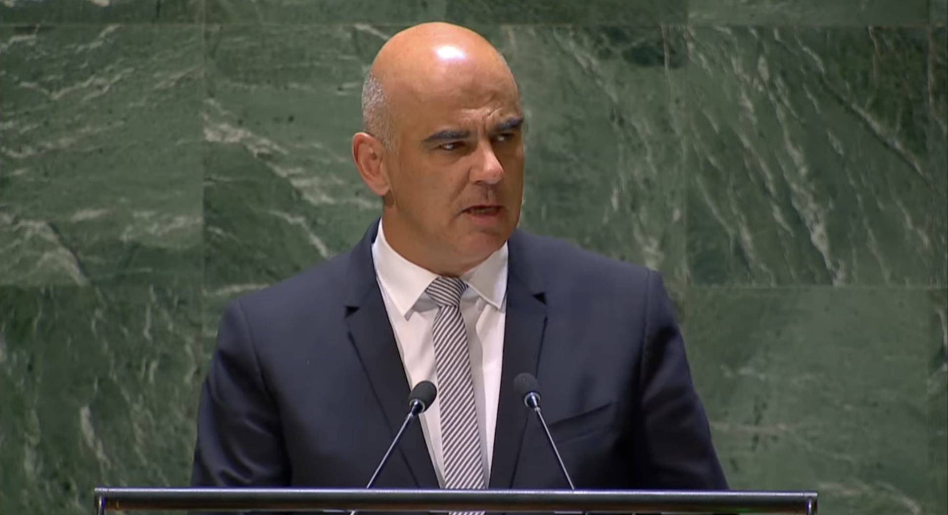 Ar fi un pas înapoi major, avertizează experții