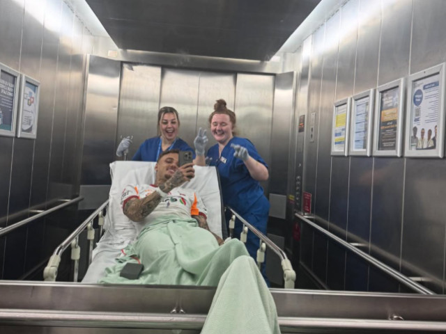 Aproape să rămână fără un deget după seara de UEFA Champions League, a scris doar două cuvinte pe internet