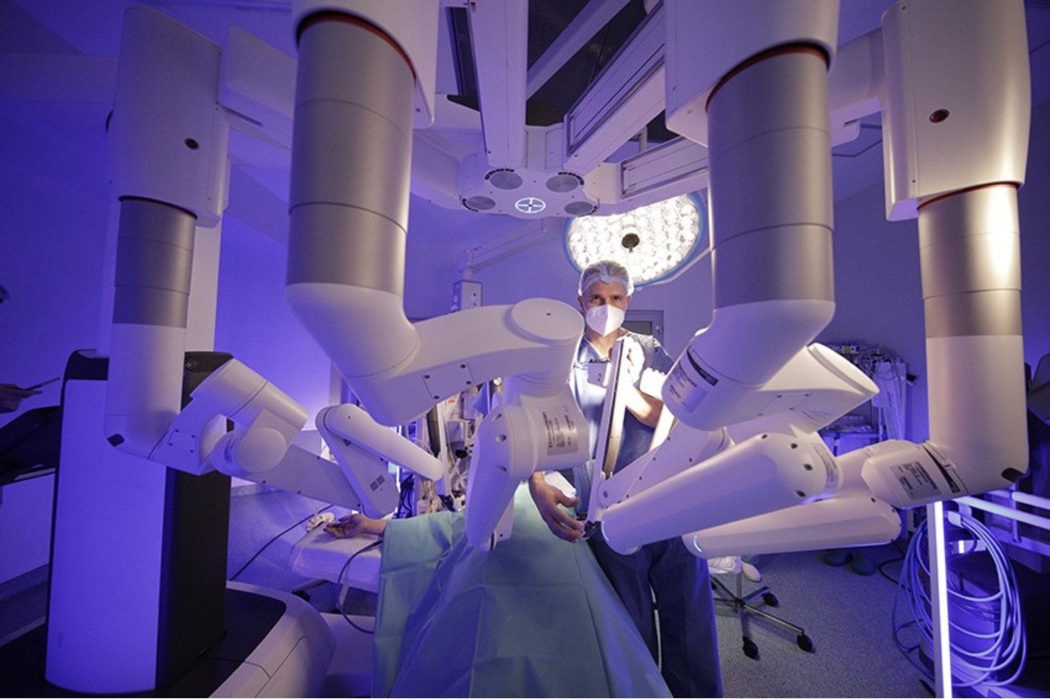 Tratament minim invaziv, soluție pentru o afecțiune severă a prostatei