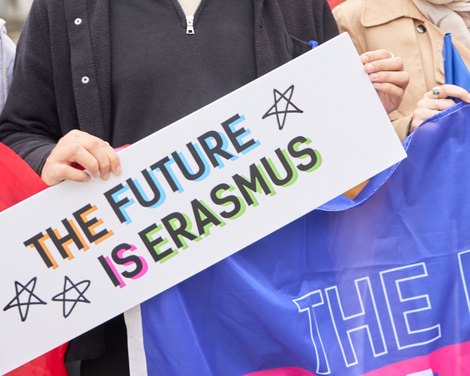 Auditorii europeni, critici la adresa Erasmus+ și AgoraEU