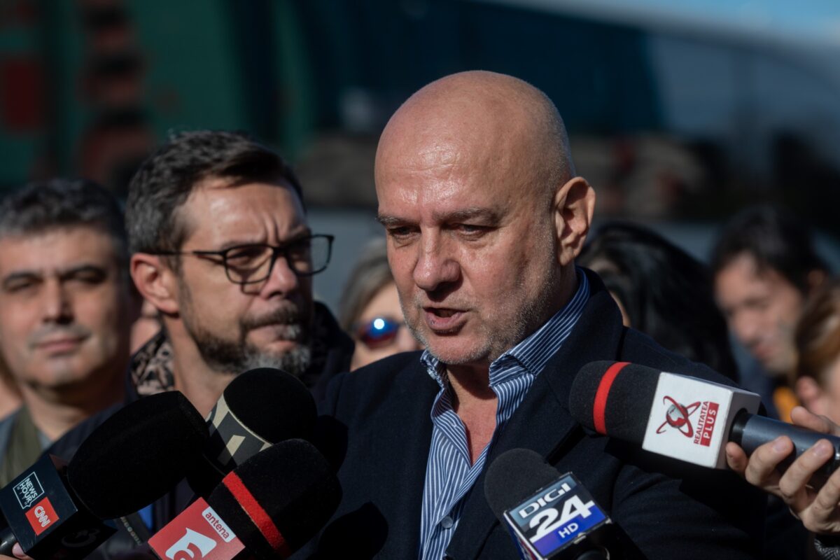 Decizii arbitrare: Suferințe sociale și economice majore