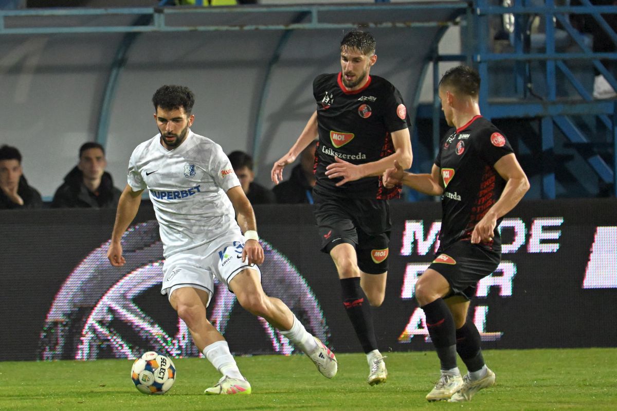 Farul, repetiție înainte de play-out » A început partida