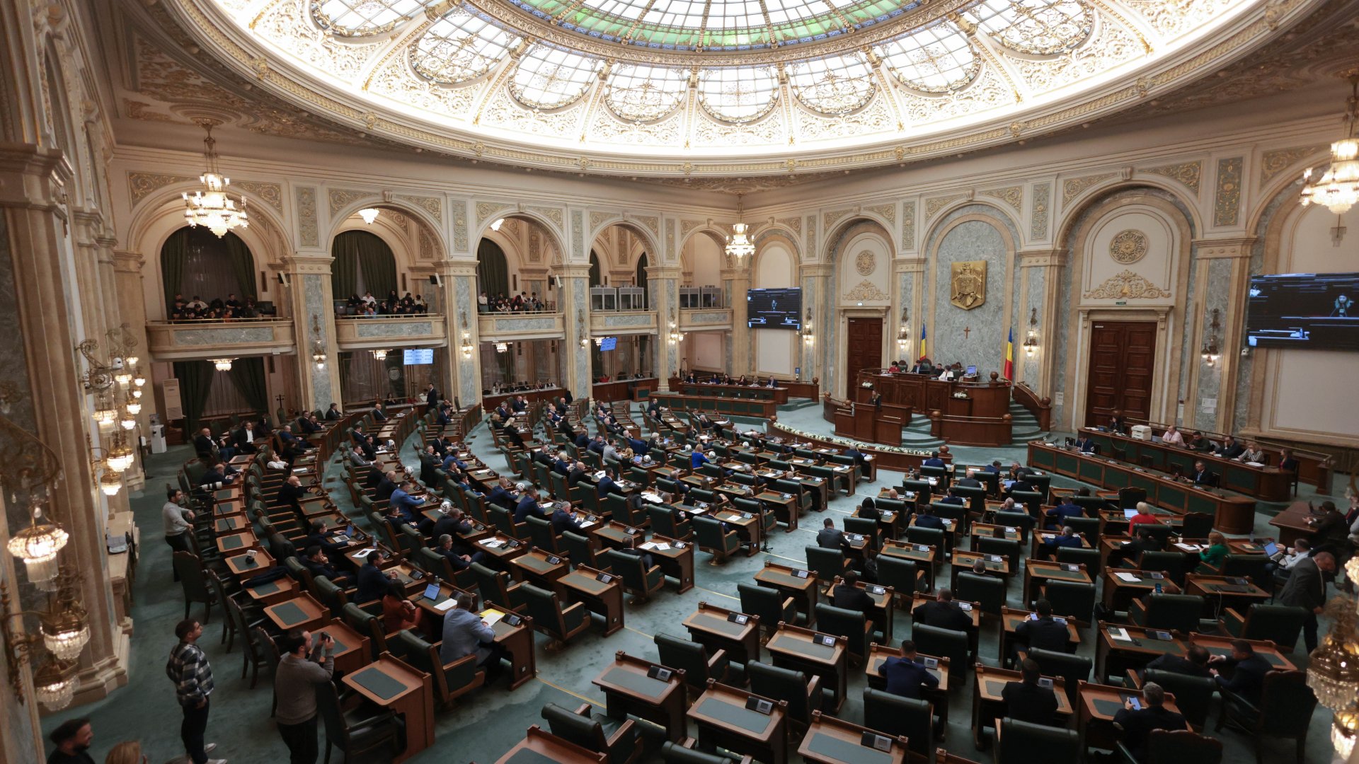 Senat: SIE poate ancheta militari. Urmărire penală pentru infracțiuni