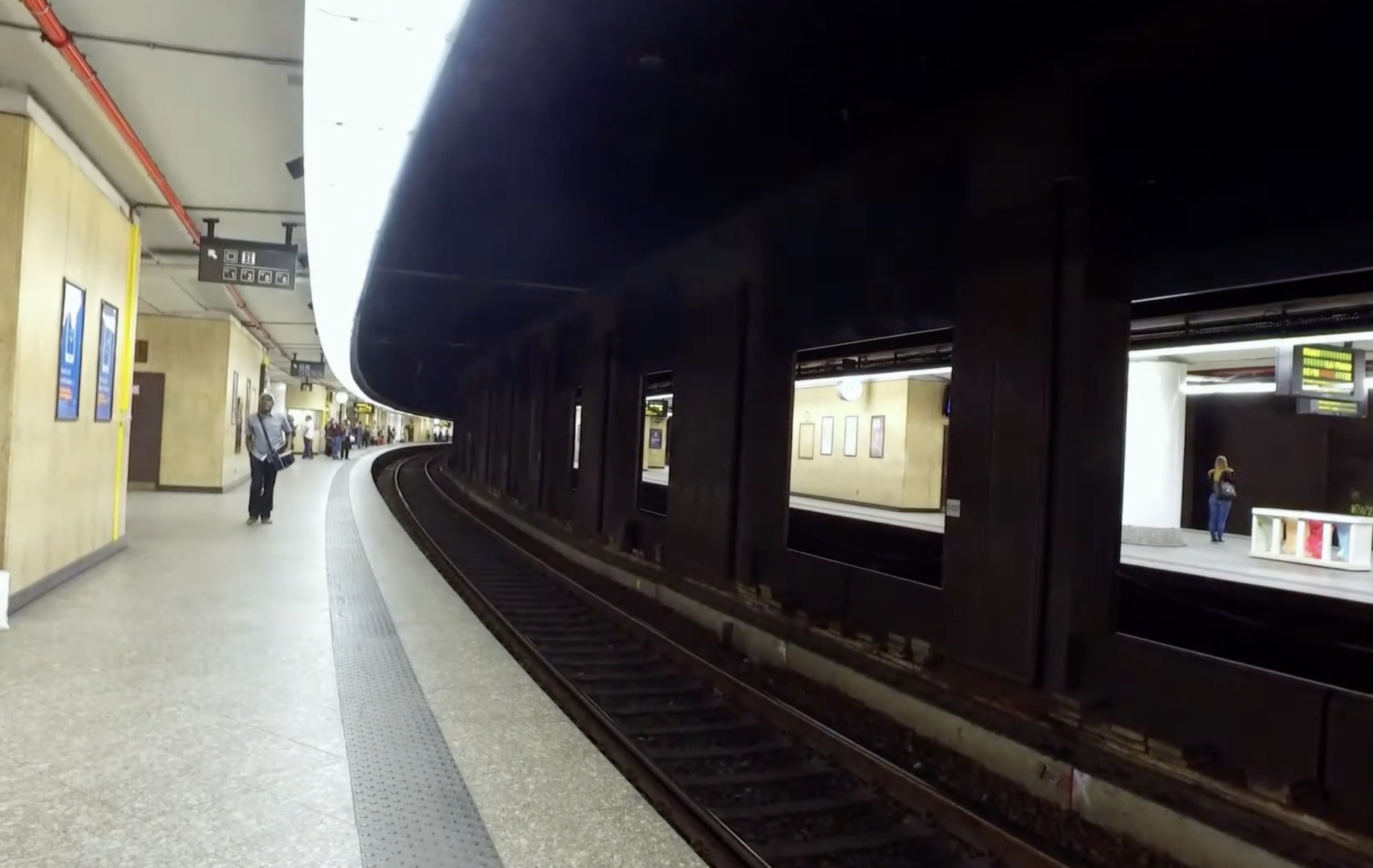 Gara de sud din bruxelles, evacuată. Două pachete suspecte au fost descoperite de poliție