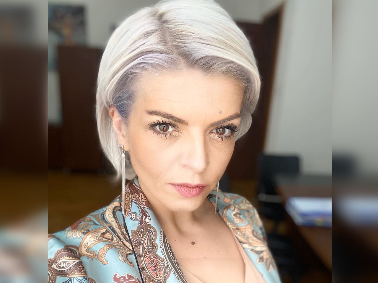 Ioana lazăr preia oficial ministerul educației, după Bolojan