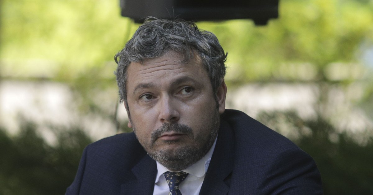 Nicolescu: Gaze stabile, carburanții afectați de piața externă