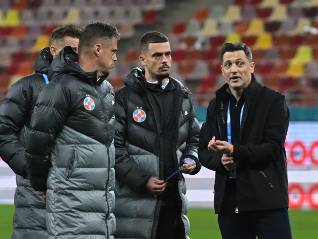 Rădoi, după debutul la FCSB: ”suferim”. Olaru, sufocat la meciul cu metaloglobus