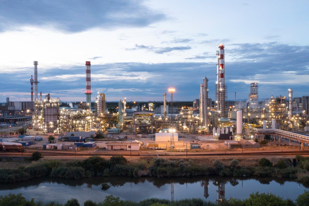 Mol și slovnaft acuză janaf de abuz, la comisia europeană, pentru importul de petrol rusesc