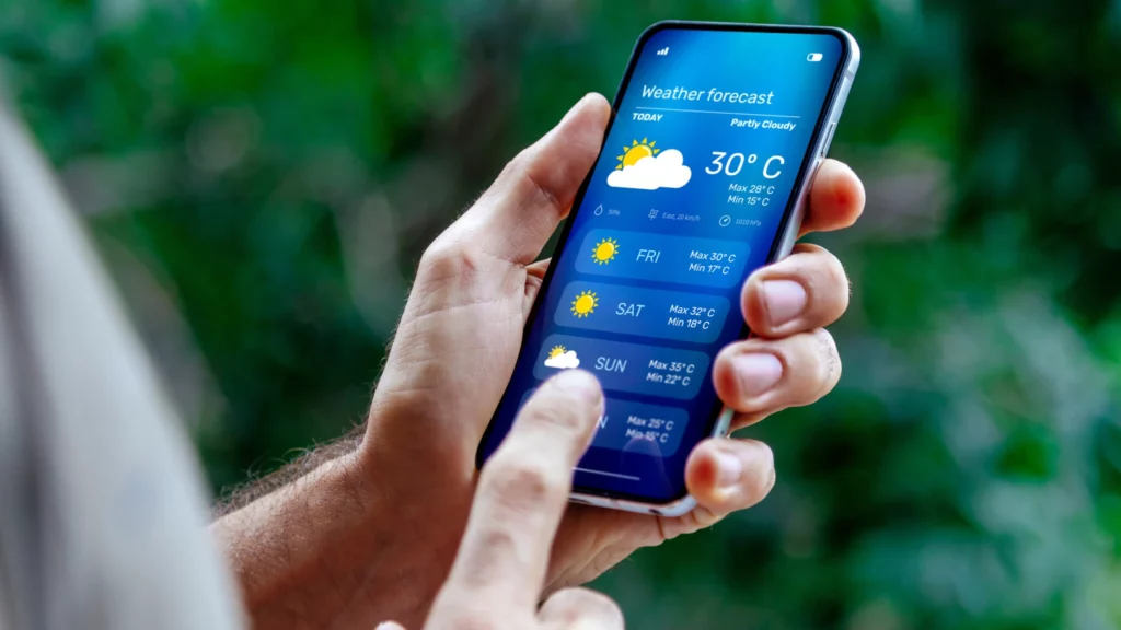 Meteo: Vreme neobișnuit de caldă. Meteorologii au emis cod galben