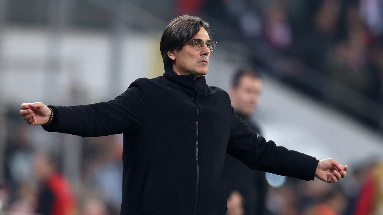 Montella Galatasaray-Beşiktaş derbisi için Tüpraş Stadyumu'na geldi