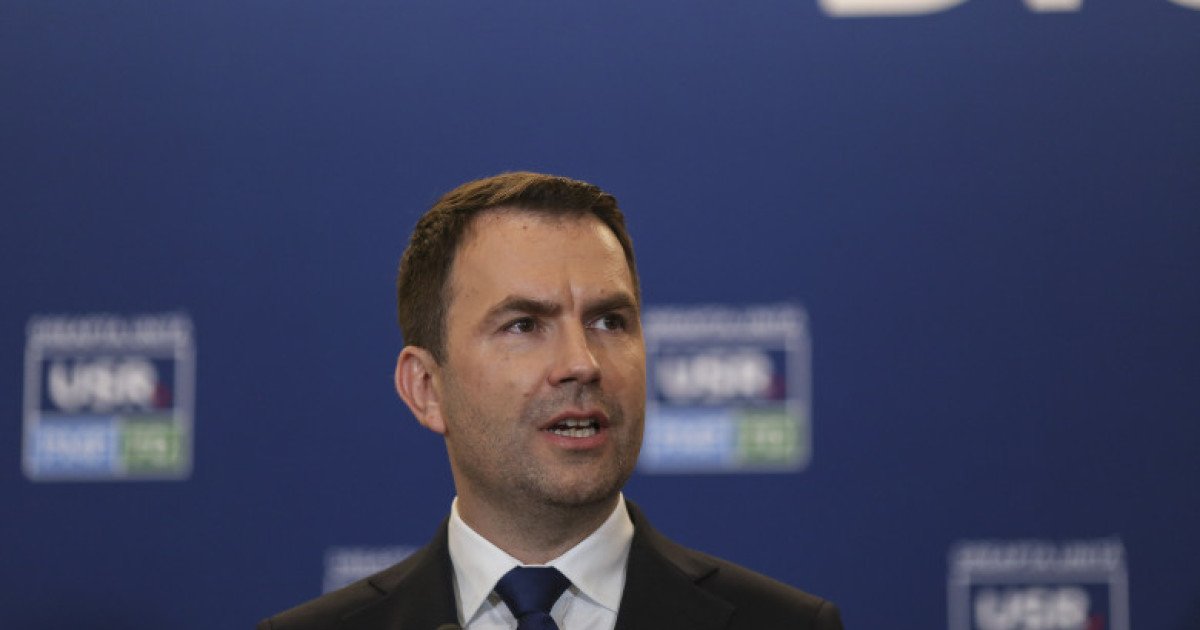 Legea referendumului pe bugetul Capitalei, adoptată tacit de senat
Drulă cere PSD și PNL vot pentru proiect