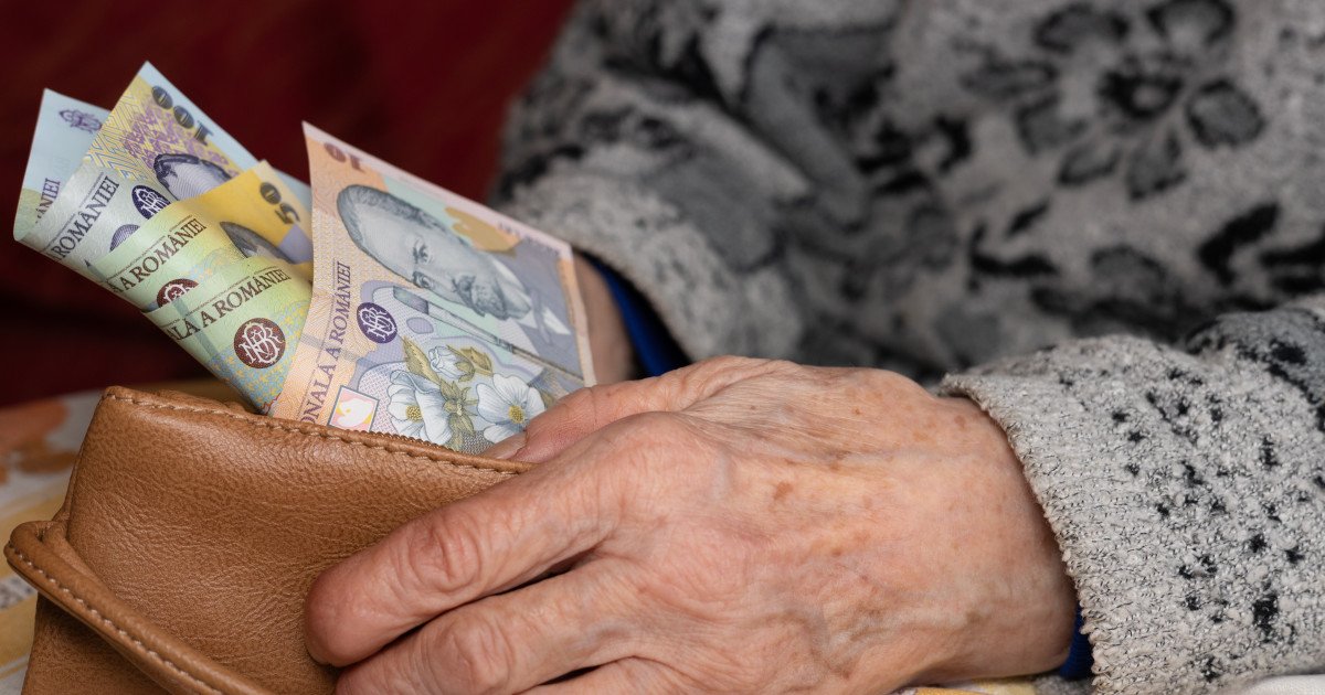 Peste 4,6 milioane de pensionari în februarie, pensie medie de 2780 lei. Economist: „glumă proastă”