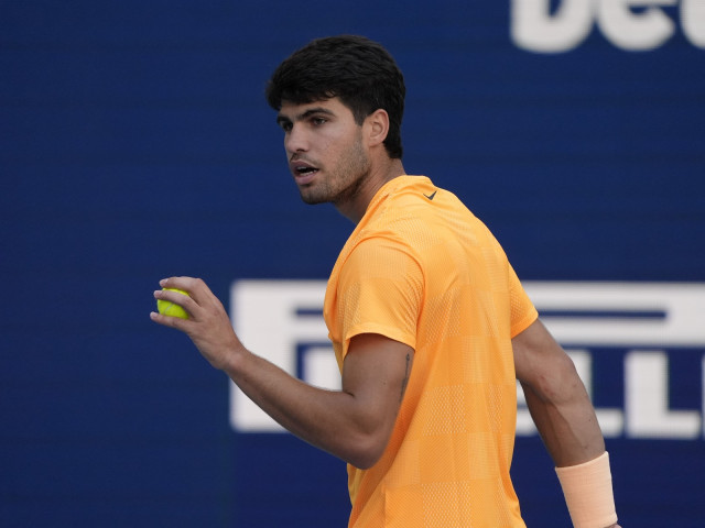 Alcaraz, nr.1 mondial, eliminat surprinzător în turul 3 la Miami