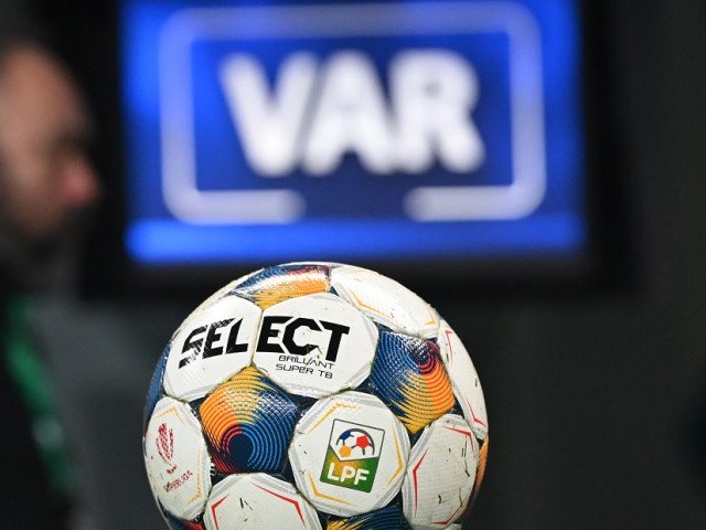 Program play-out: FCSB, la șapte puncte de baraj după înjumătățire