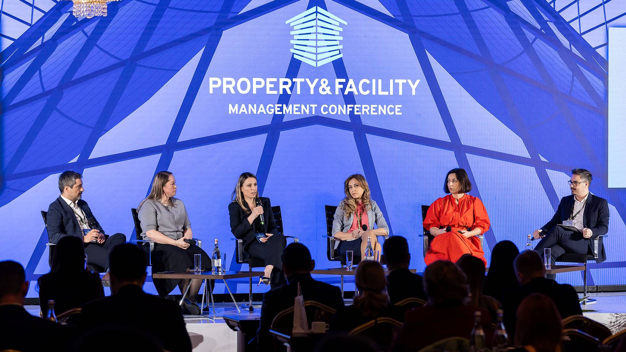 Analiză: Tendințe în gestionarea clădirilor comerciale în 2026 (Parteneriat)