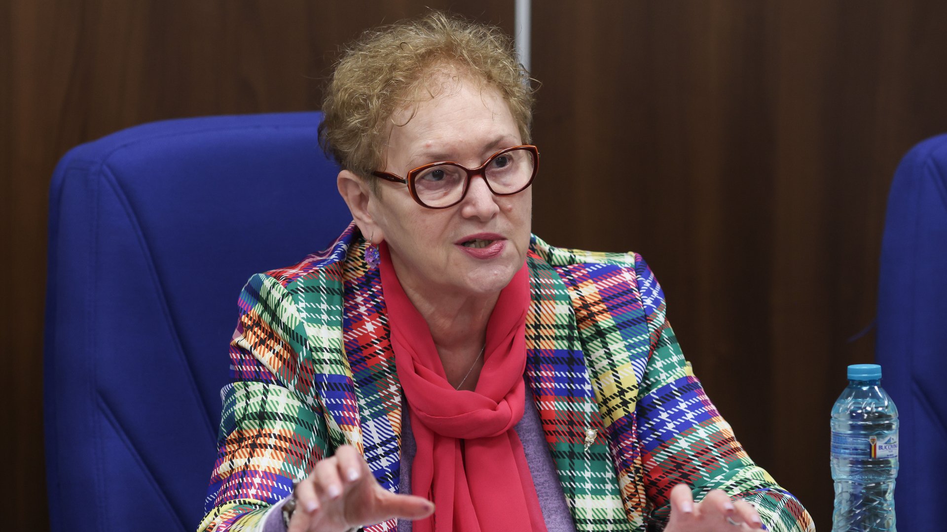 Avocatul poporului contestă la CCR ordonanța privind reforma administrației