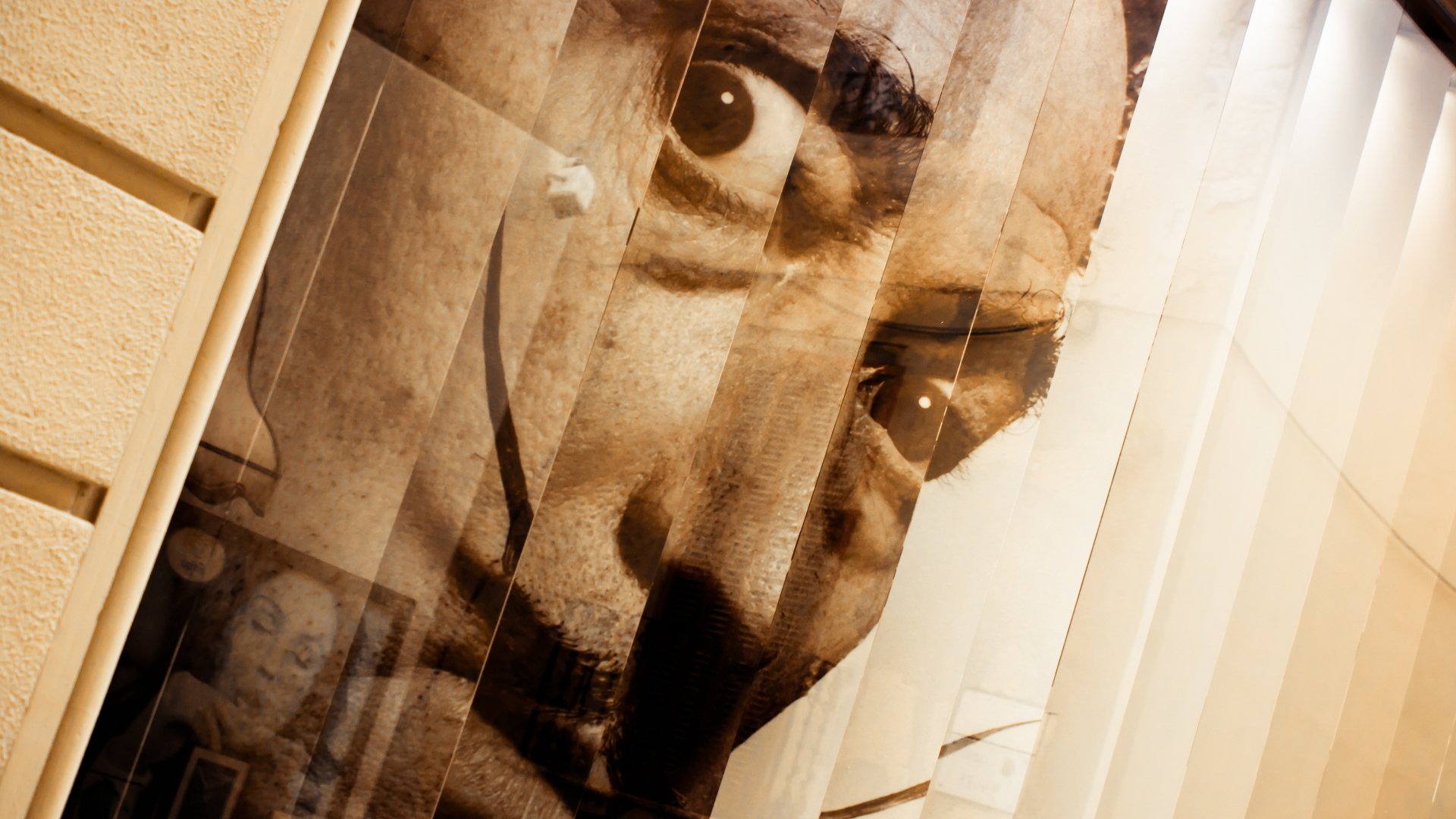 Dalí: Cea mai mare pictură a artistului, scoasă la licitație la Paris. Are 19×30 metri