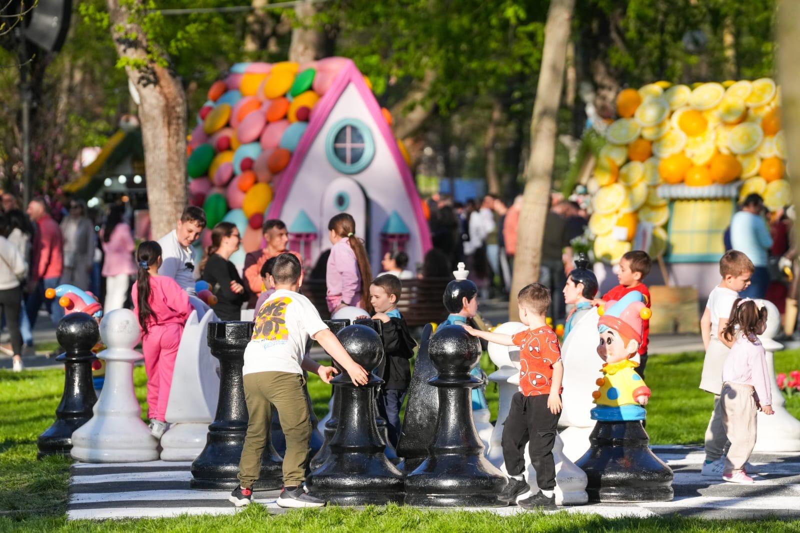 Anul acesta: Tema aleasă este basmele