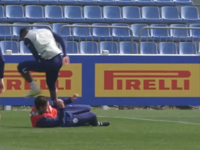 Chivu, surprins la antrenamentele lui Inter, imagini inedite