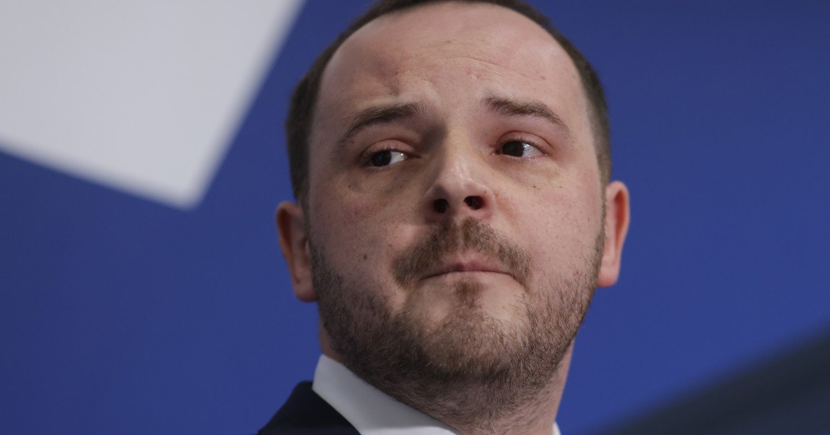 Medic demis de la Floreasca dă în judecată ministrul Sănătății