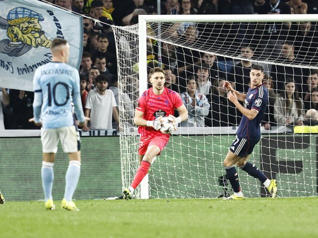 Antrenorul a decis: Ionuț radu, pedespsit după gafa din meciul celta vigo – lyon