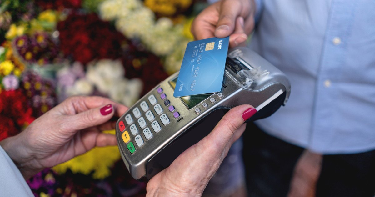 Flori: Ritual social și vânzări-record în luna martie. Cât valorează piața