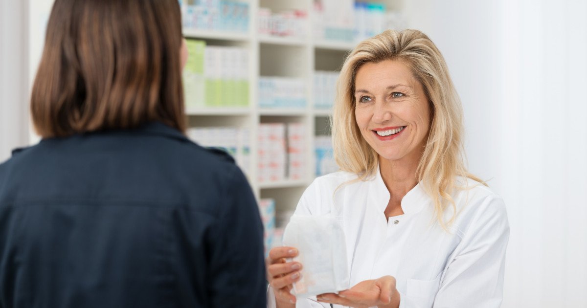 Opțiuni:

Imunitate puternică: rolul farmaciei moderne în susținere.
Farmacia modernă sprijină imunitatea. Ce înseamnă o apărare puternică?
Imunitate: cum ajută farmacia modernă și mecanismele unei apărări.
Apărare naturală: rolul farmaciei și ce presupune o imunitate puternică.