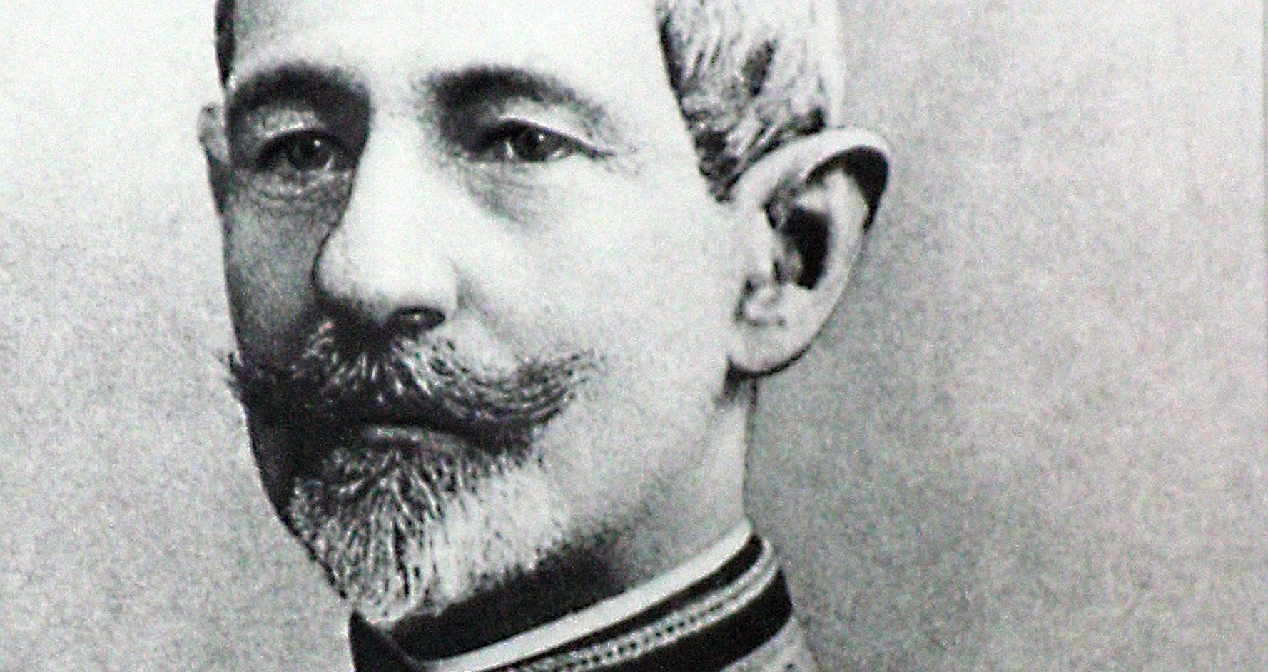 Mareșalul Averescu: Represiune și dictatura lui Carol al II-lea